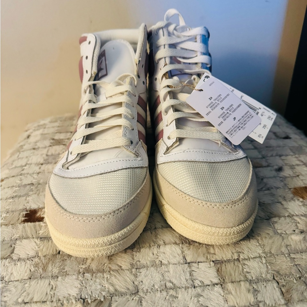 Womens Adidas Magic Mauve New size 8.5 New!! - Picture 5 of 10